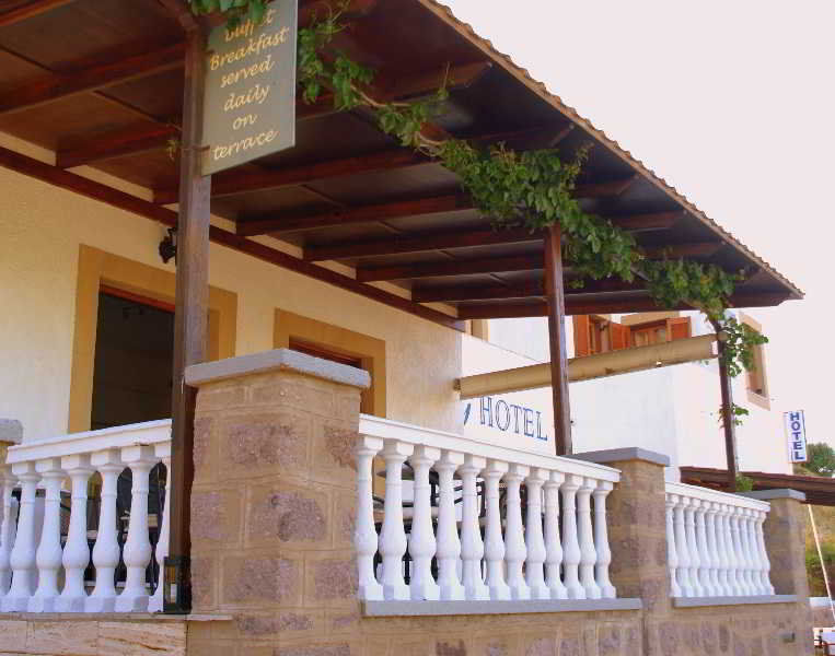 Blue Bay Hotel Skála Zewnętrze zdjęcie