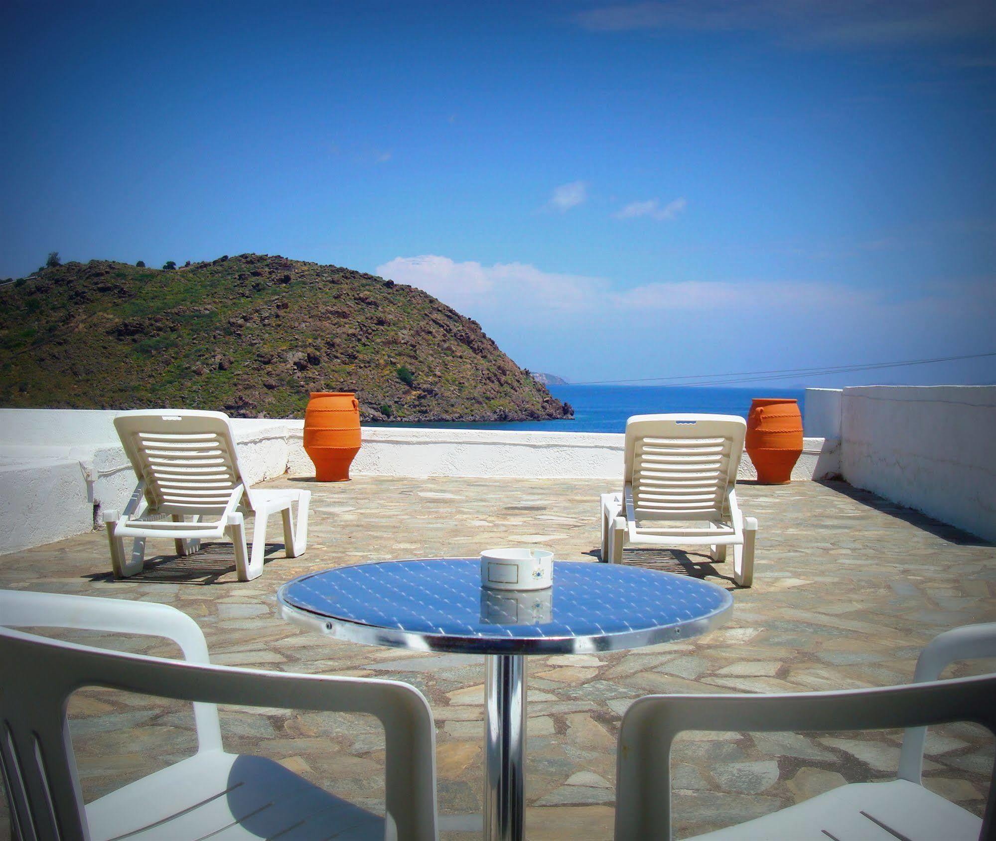 Blue Bay Hotel Skála Zewnętrze zdjęcie