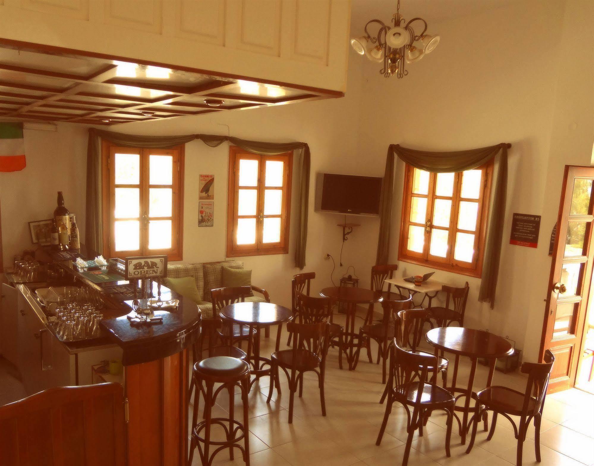 Blue Bay Hotel Skála Zewnętrze zdjęcie