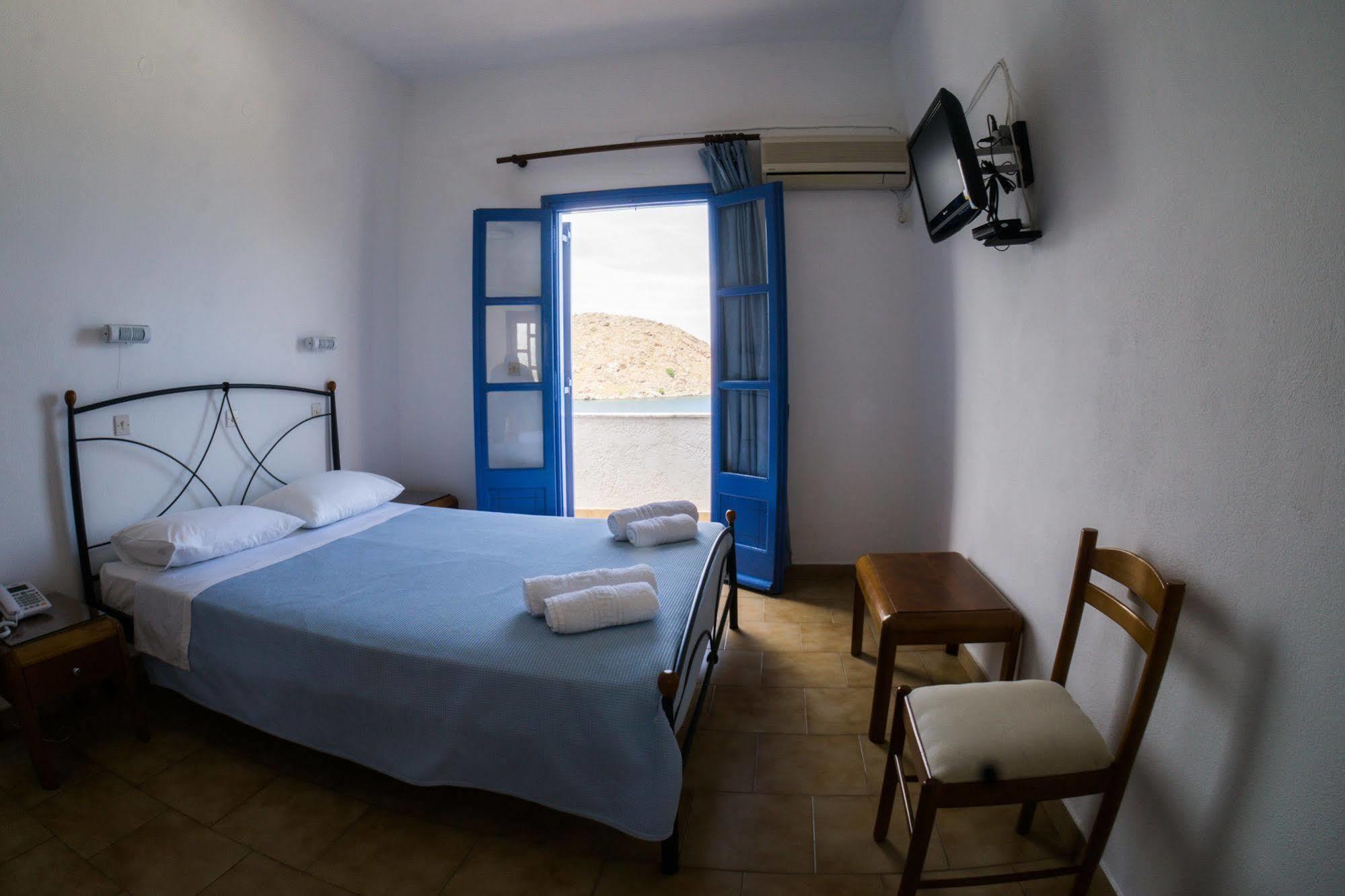 Blue Bay Hotel Skála Zewnętrze zdjęcie